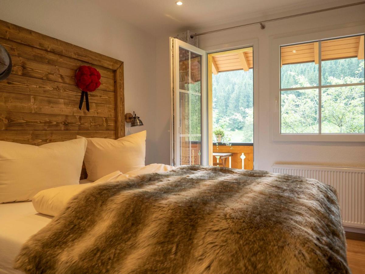 Appartamento con 2 Camere da Letto e Balcone