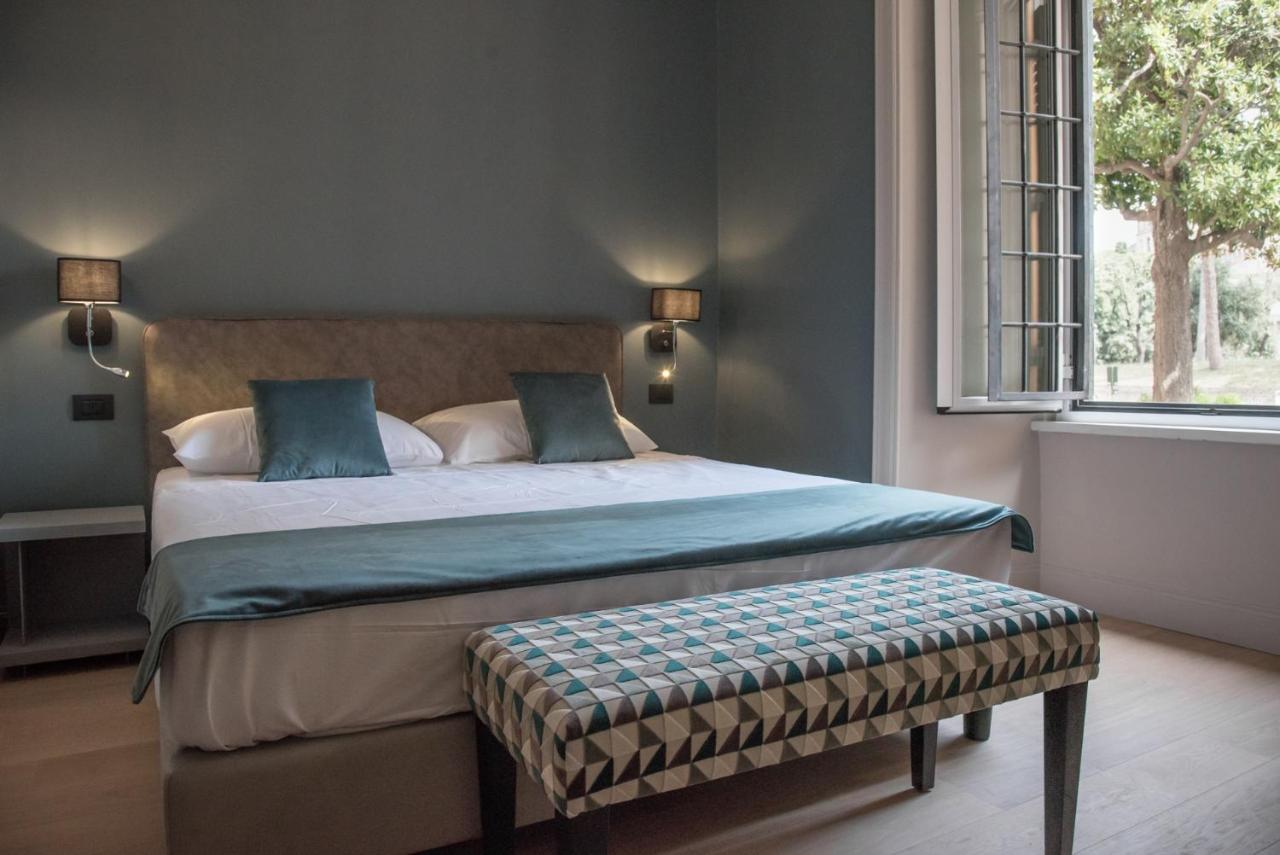 Deluxe Double Room with Castle View