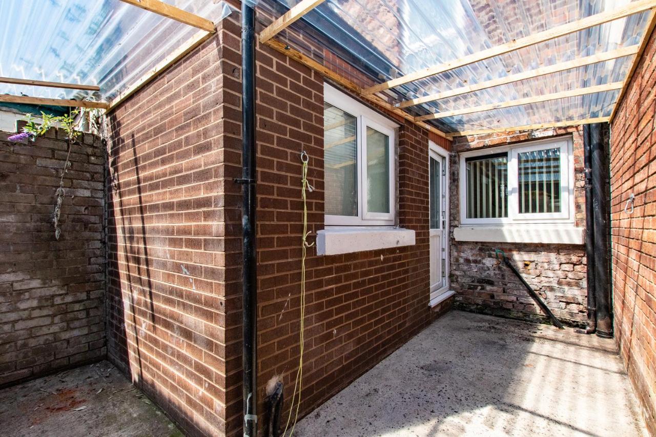 Cosy Anfield Guesthouse - Close to Stadium & City - B&B Liverpool