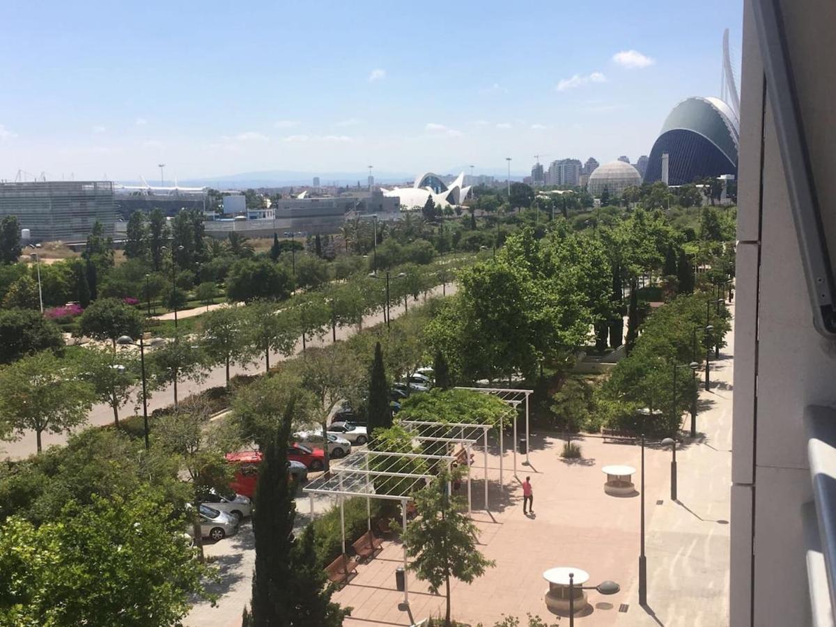 Loft en la Ciudad de las Ciencias y cerca de la playa - B&B Valencia