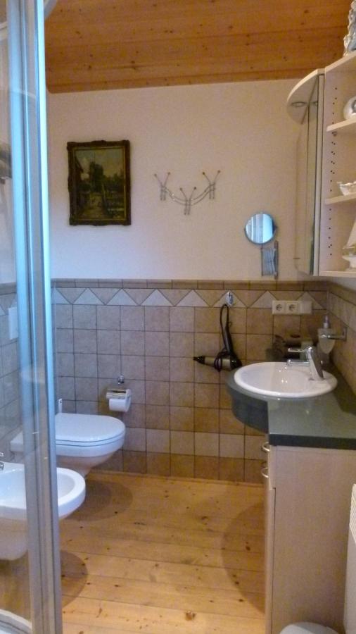 Ferienhaus zwischen Wald und See - B&B