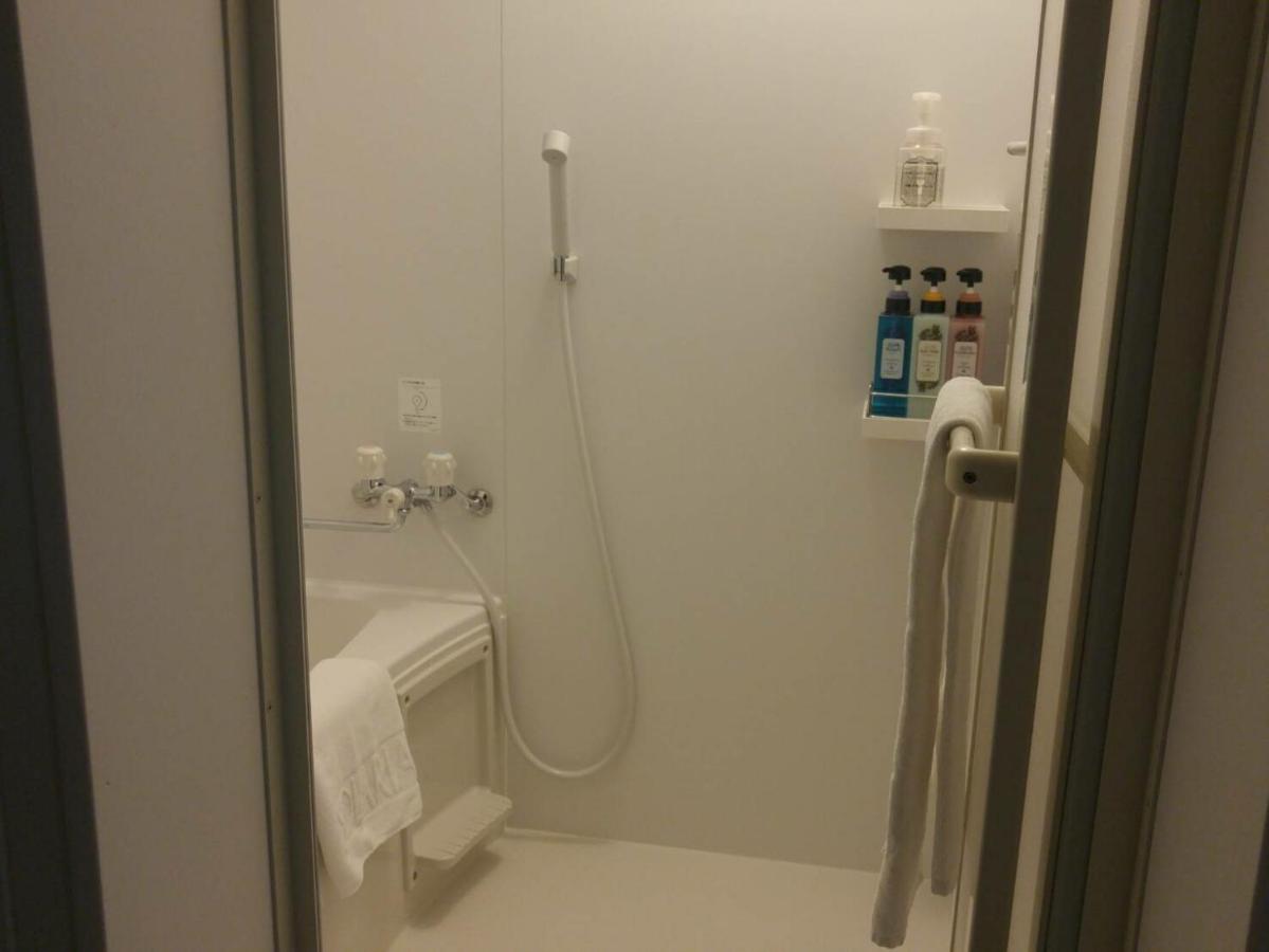 Twin Room with Bathroom