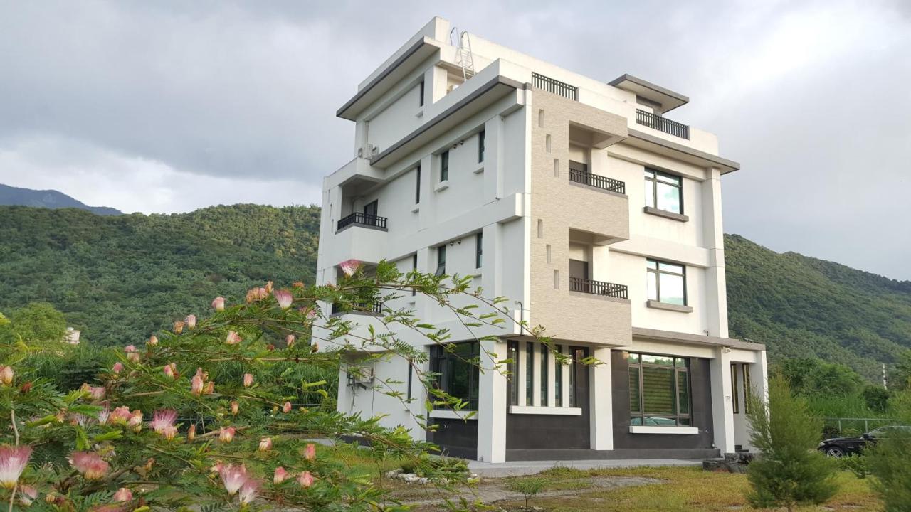 Hua Lian Sin Su Homestay - B&B