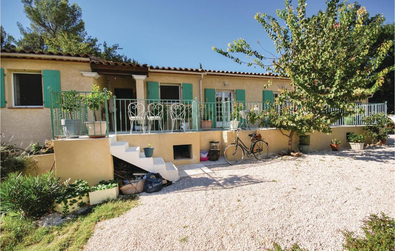 B&B Forcalqueiret - Awesome Home In St Anastasie S Issoles With Kitchen - Bed and Breakfast Forcalqueiret