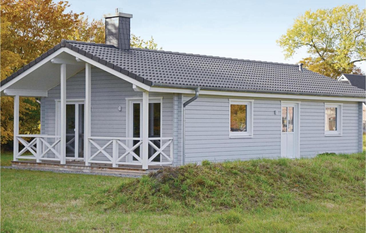 B&B Klint - Stunning Home In Heidmhlen Ot Klint With Kitchen - Bed and Breakfast Klint