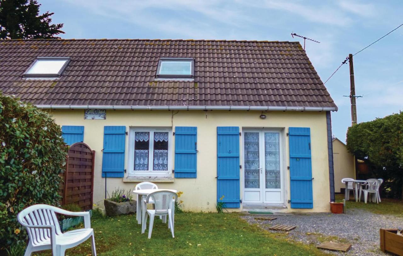 B&B Anneville-sur-Mer - 2 Bedroom Amazing Home In Anneville Sur Mer - Bed and Breakfast Anneville-sur-Mer