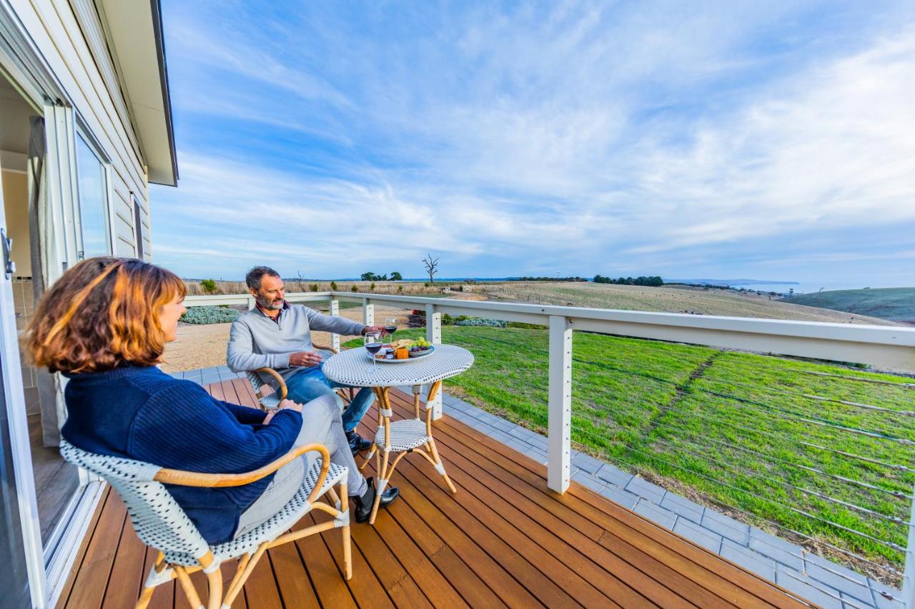 Coastal Lodge - Bed and Breakfast