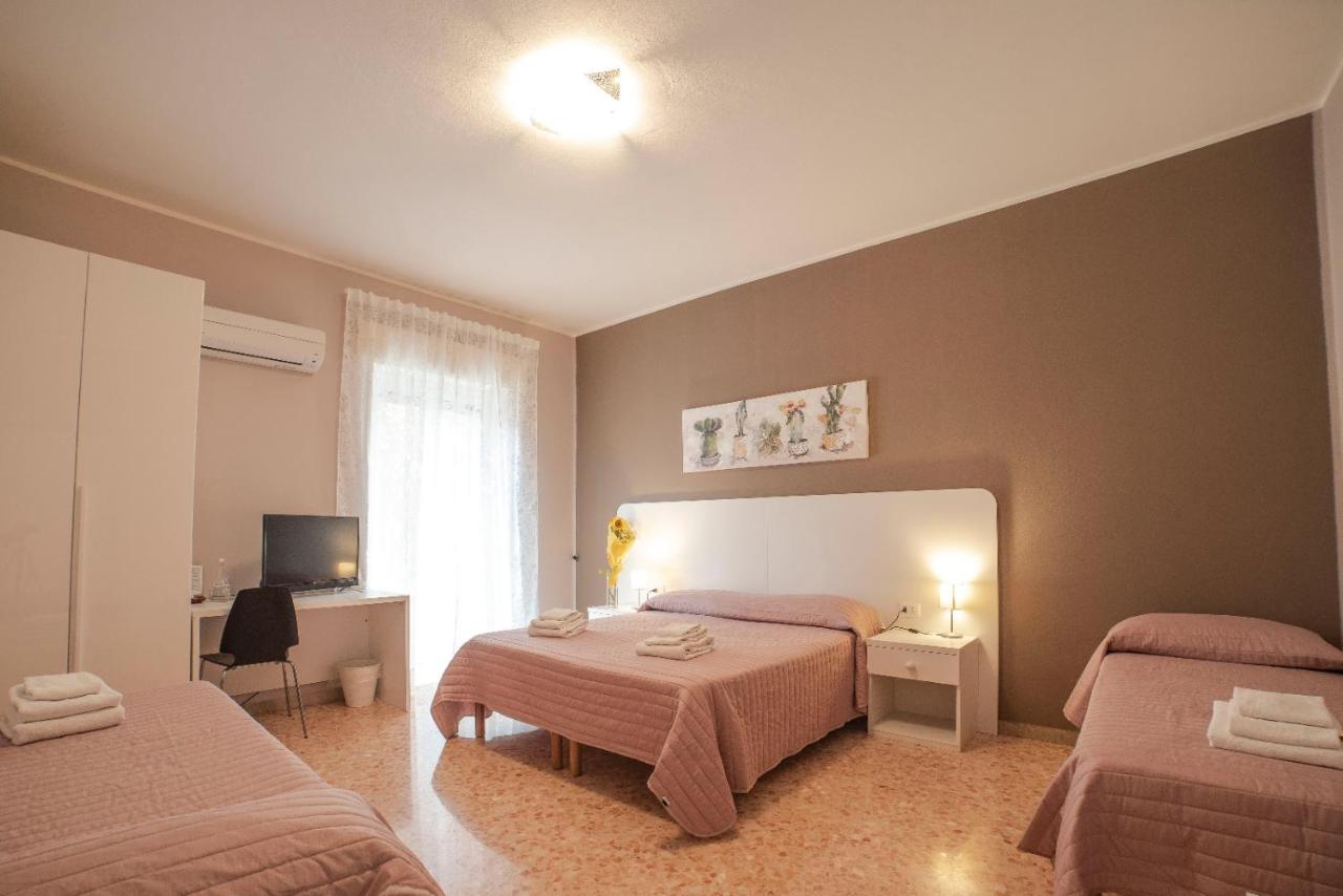 Quadruple Room with Private Bathroom in the room