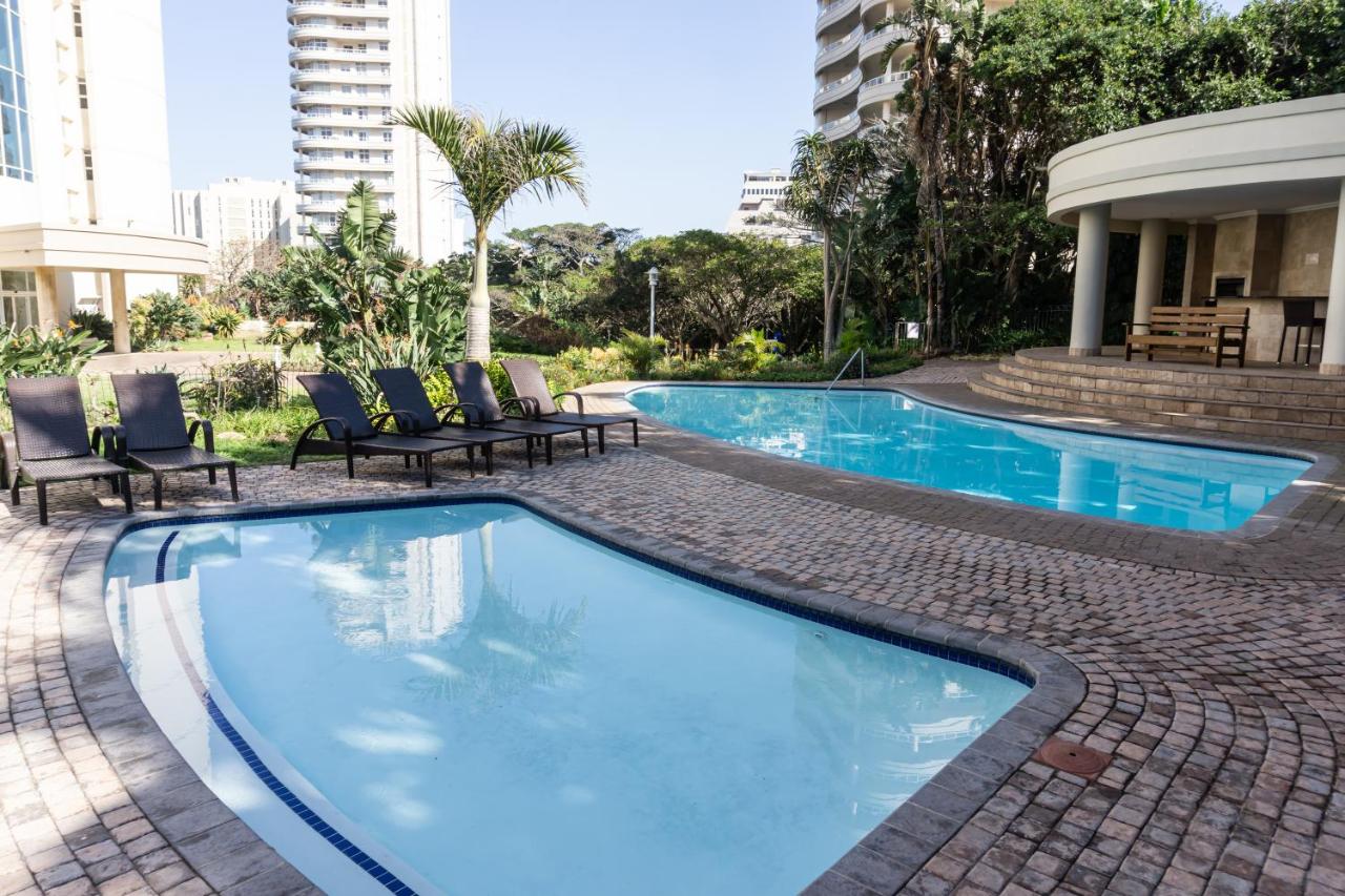 302 Oyster Schelles - by Stay in Umhlanga - B&B