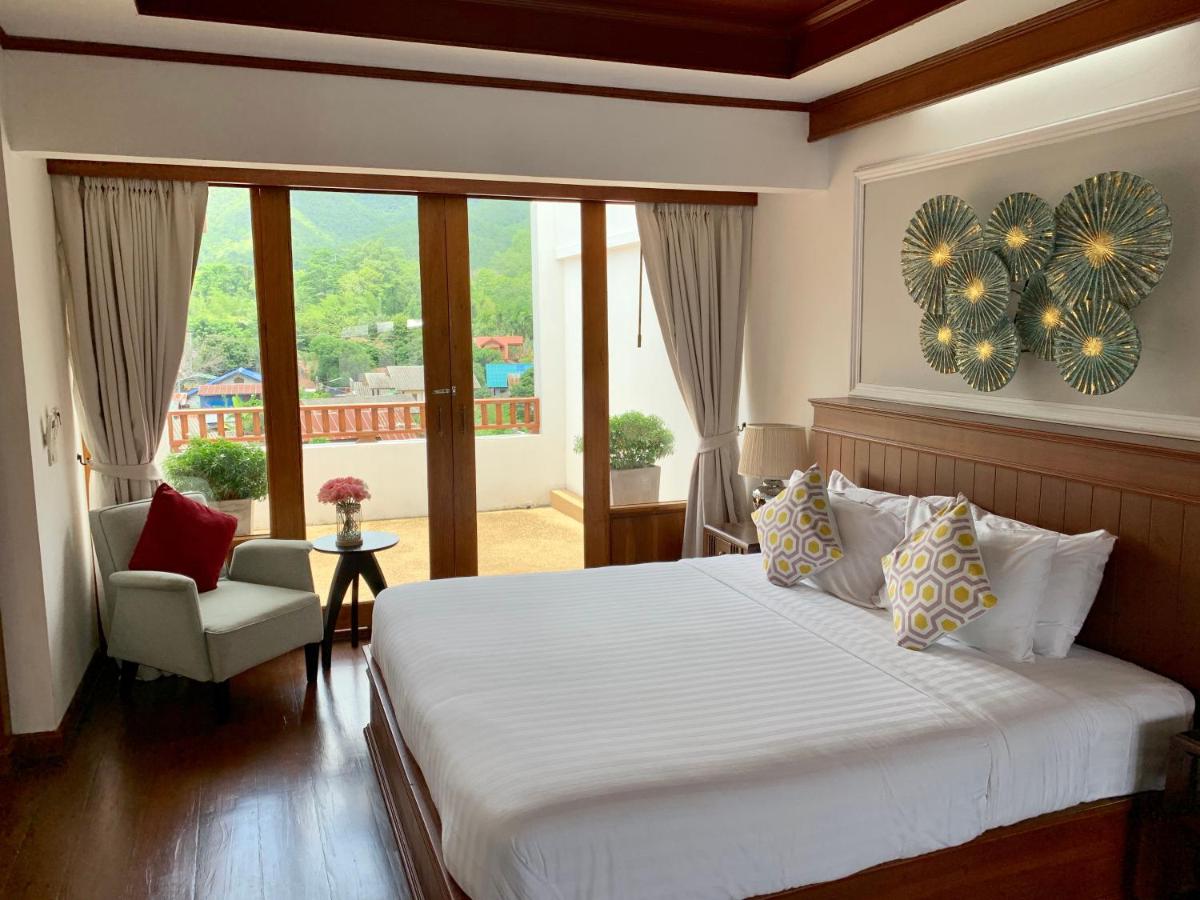 King Suite with Balcony
