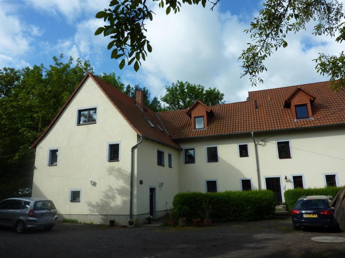 B&B Meißen - Gästehaus Gauernitzer Hof - Bed and Breakfast Meißen