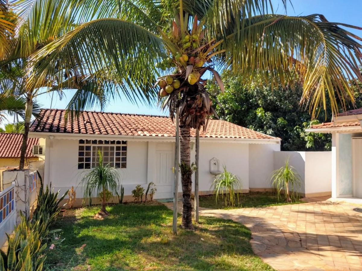 Suite Lit Queen-Size - Vue sur Piscine