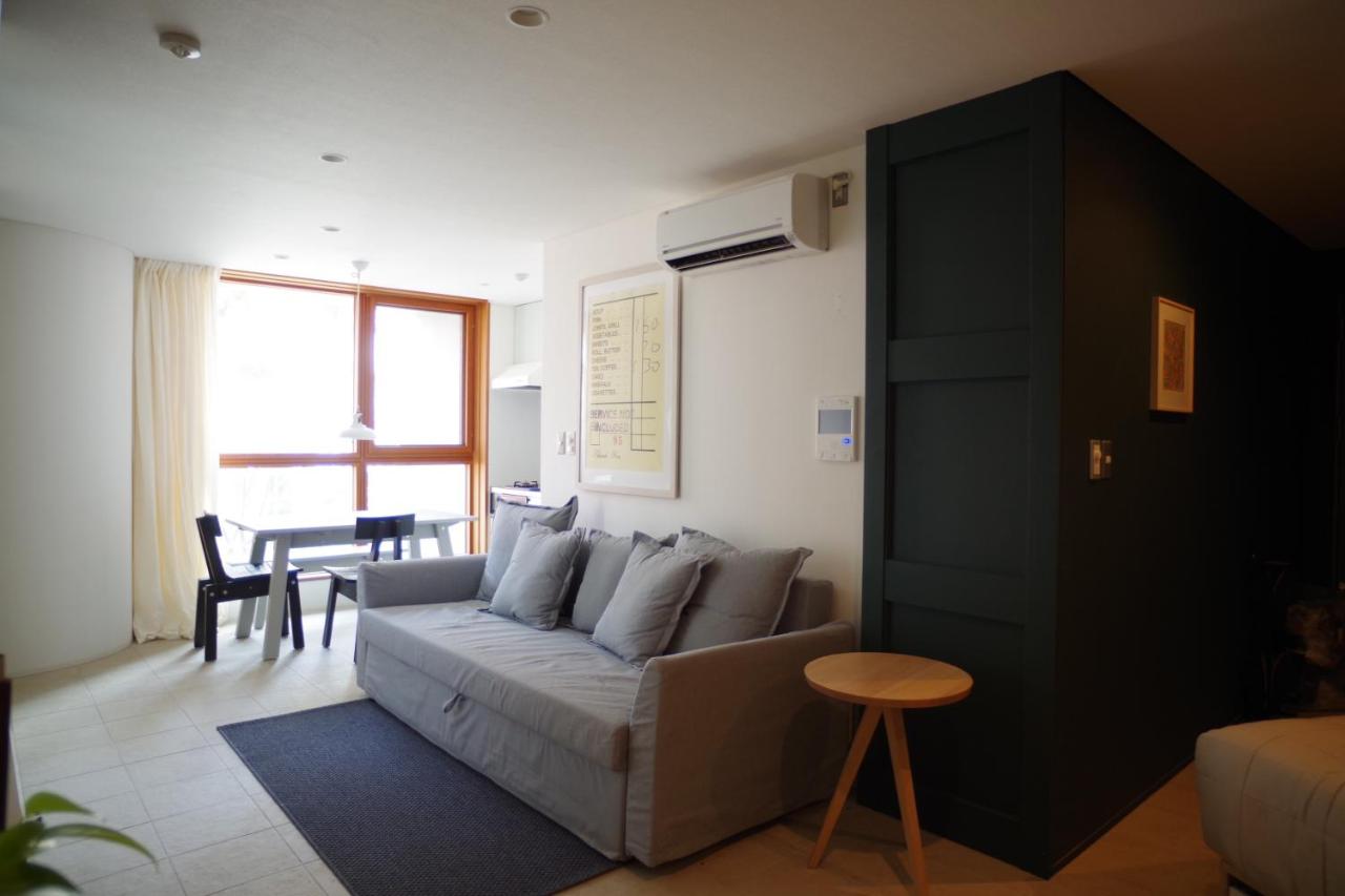 Studio Apartment with Garden View 2F