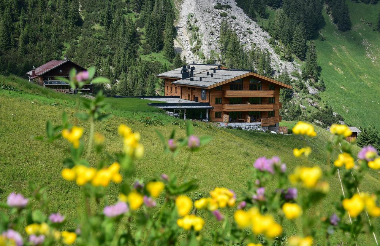 B&B Warth - LUX ALP CHALET am Arlberg - Bed and Breakfast Warth