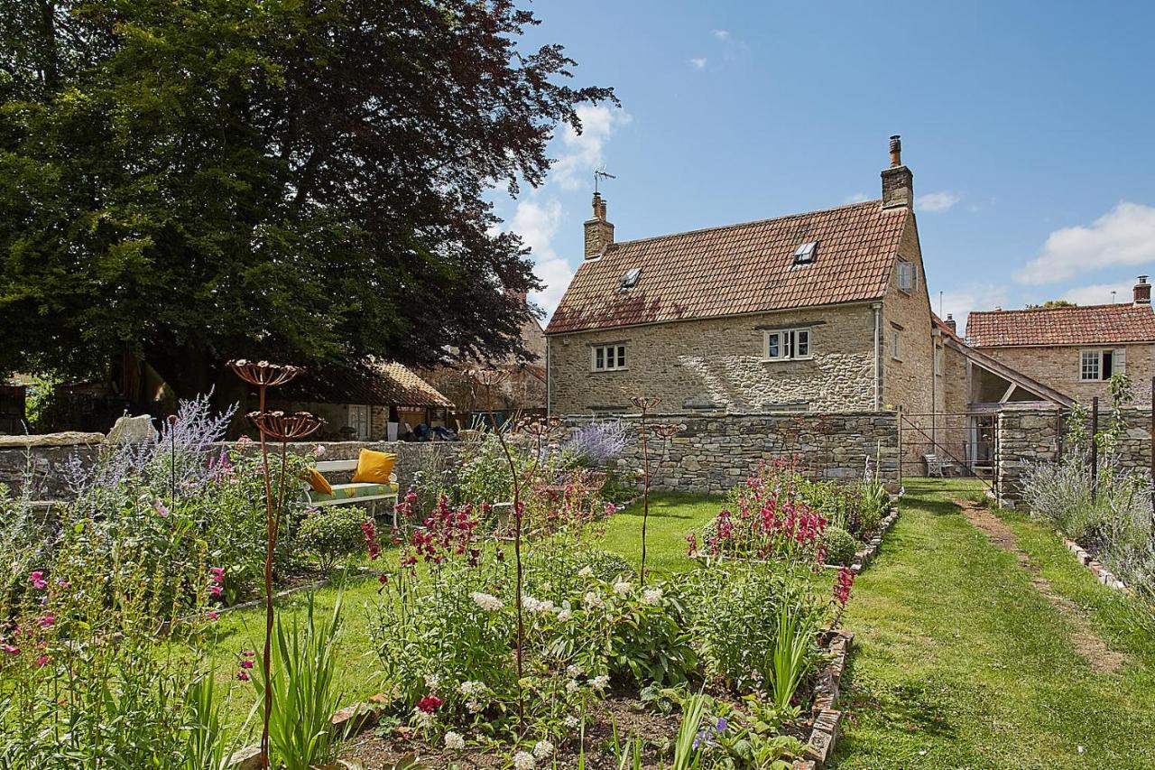 B&B Frome - Cherry tree farm B and B - Bed and Breakfast Frome