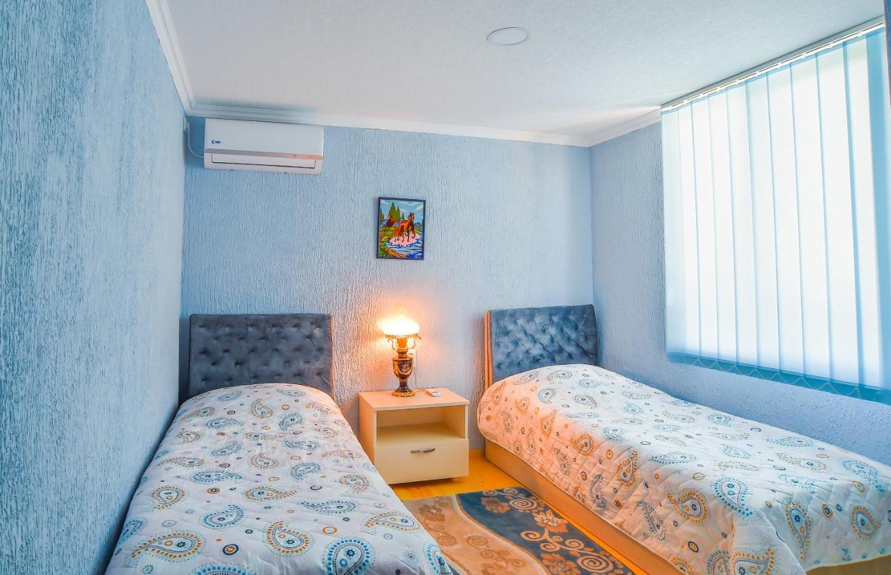 Chambre Lits Jumeaux avec Salle de Bains