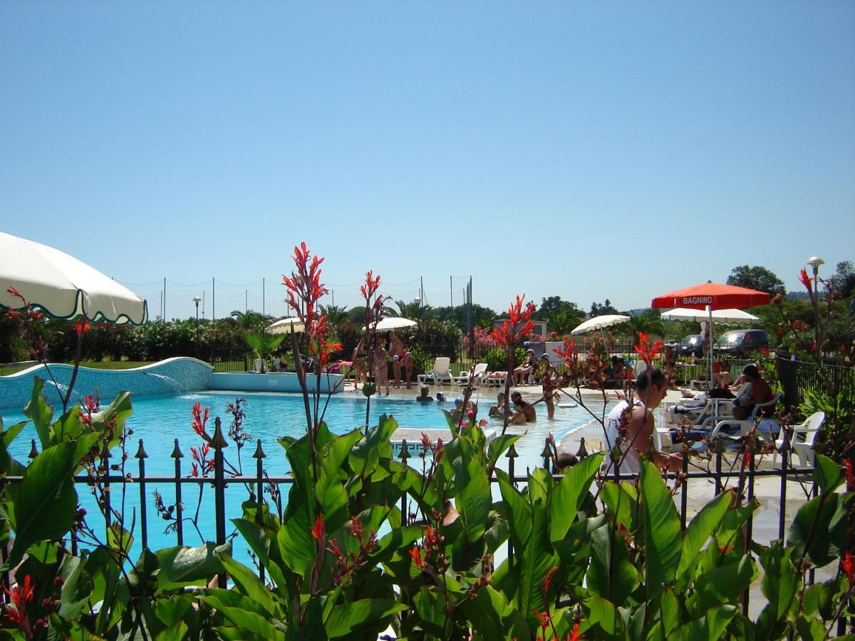 Elena Club Resort - B&B Silvi Paese
