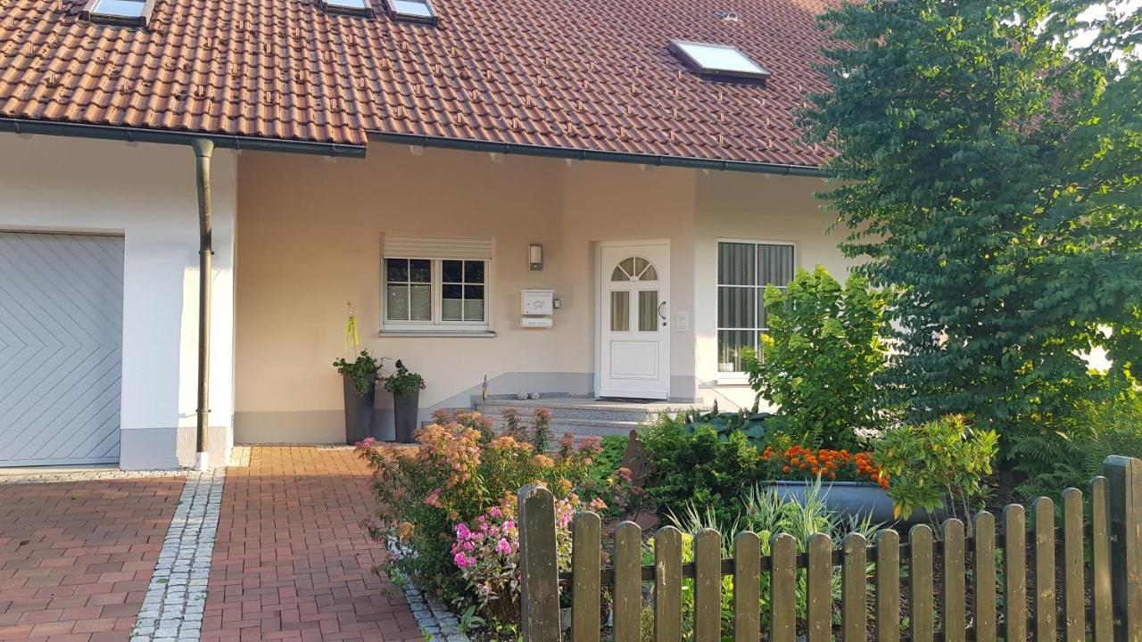 Apartment Kern Lautrach - B&B