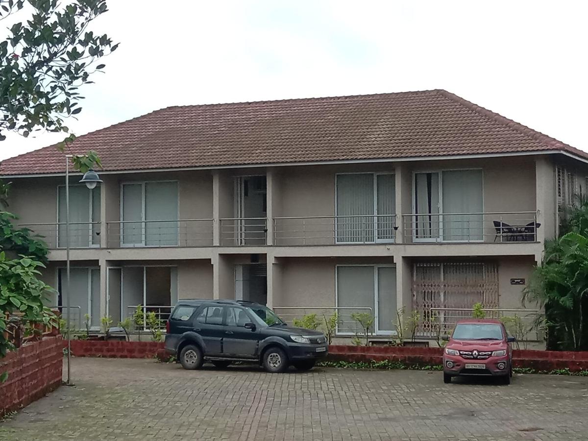 Luxurious AC apartment in Tamhini ghat, Devkund & Kolad rafting - B&B