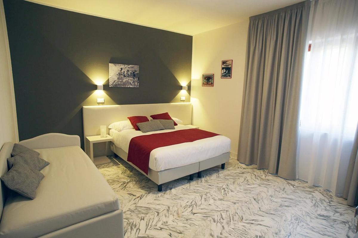 Standard Dreibettzimmer