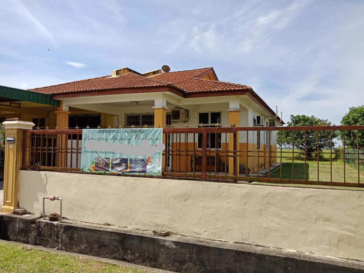 Homestay Anjung Malinja Private Pool Kedah - B&B