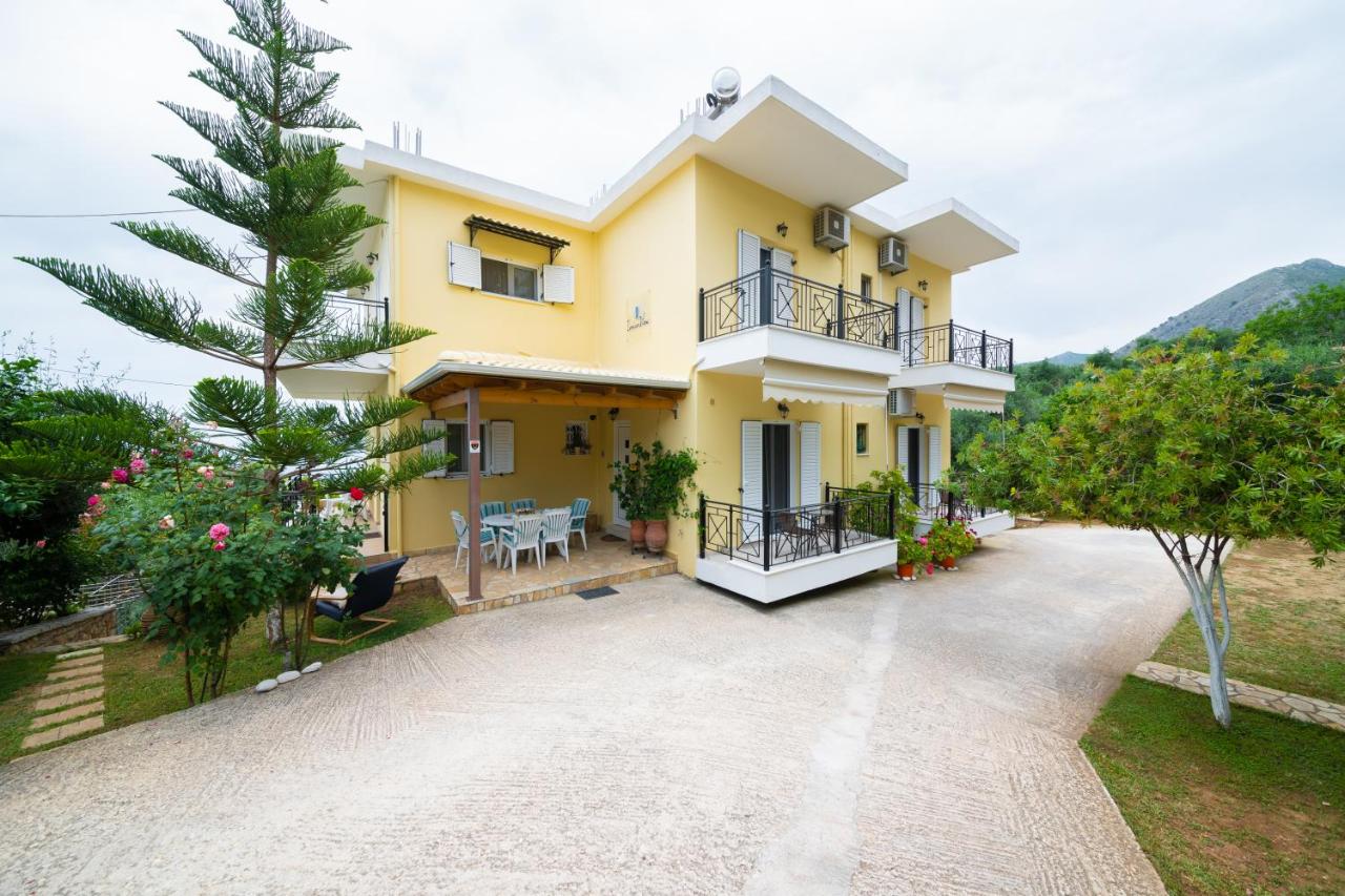 Ionian View Apartments - Parga Panoramic Seaview Gems - B&B Párga