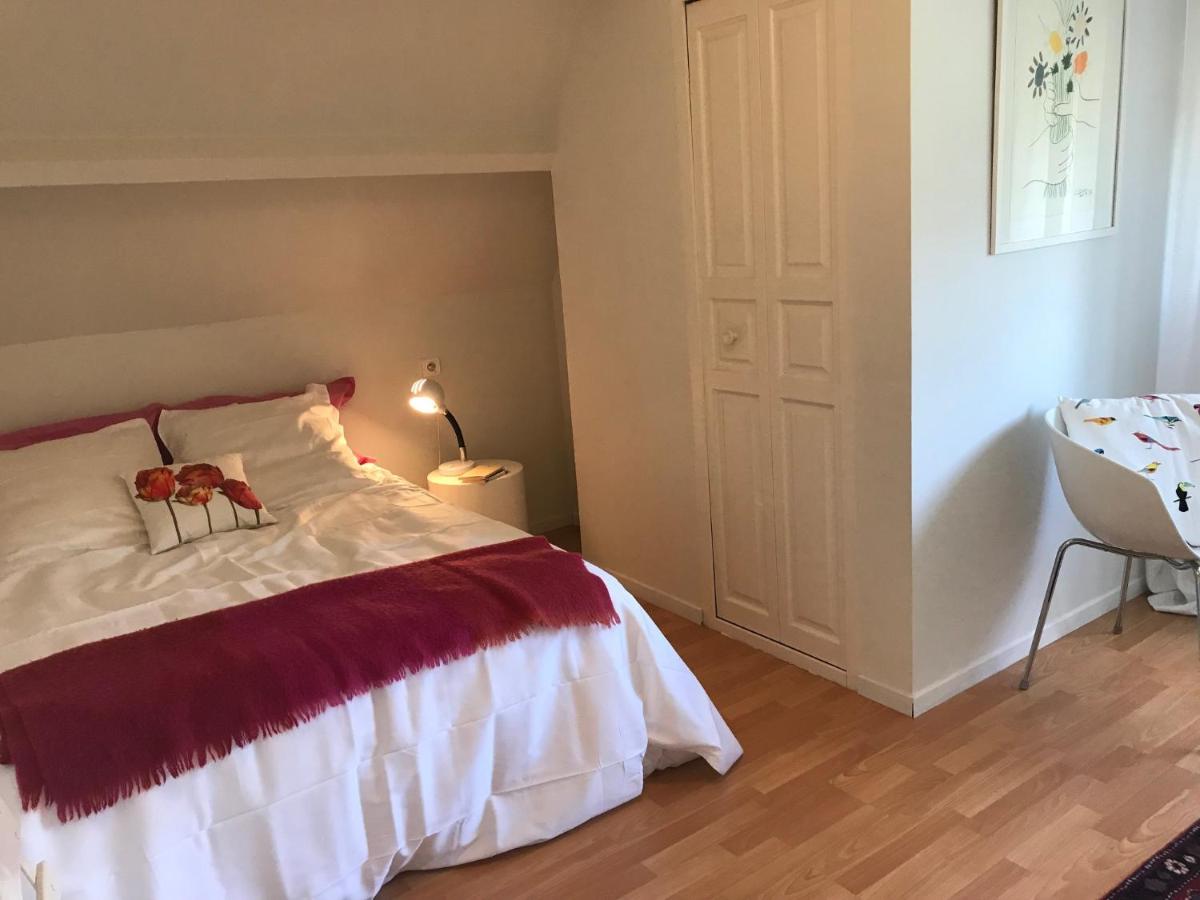 Doppelzimmer mit Gartenblick