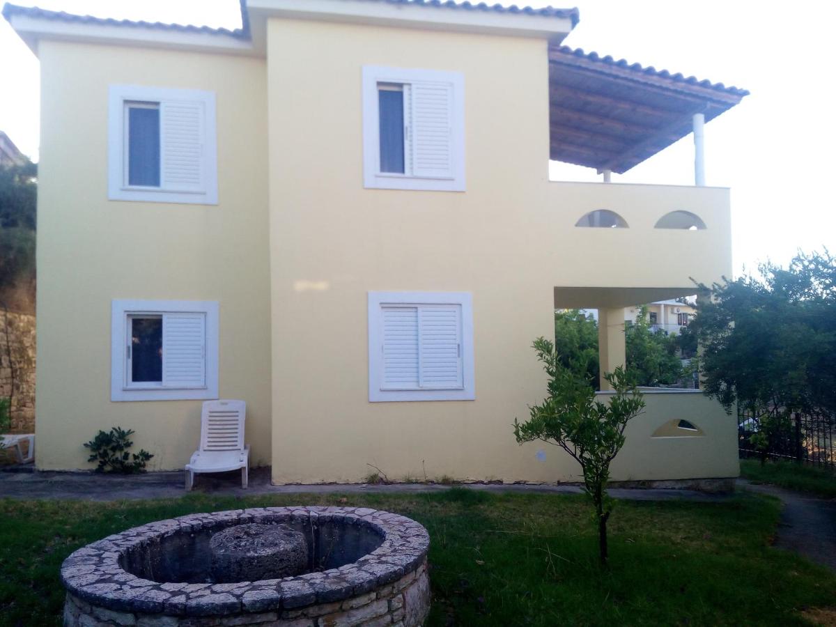 Summertime Apartments - Chambres d’hôtes Chráni