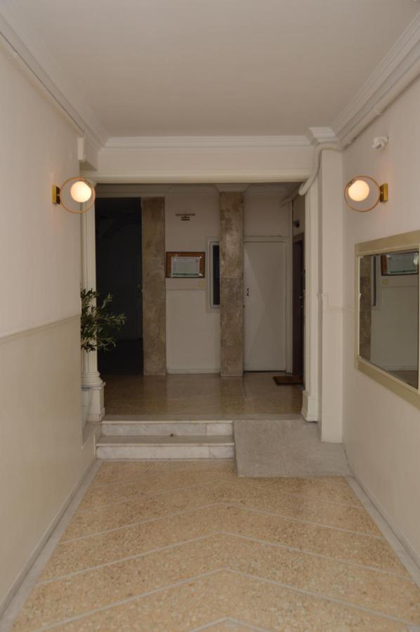 White Tower Apartment - B&B
