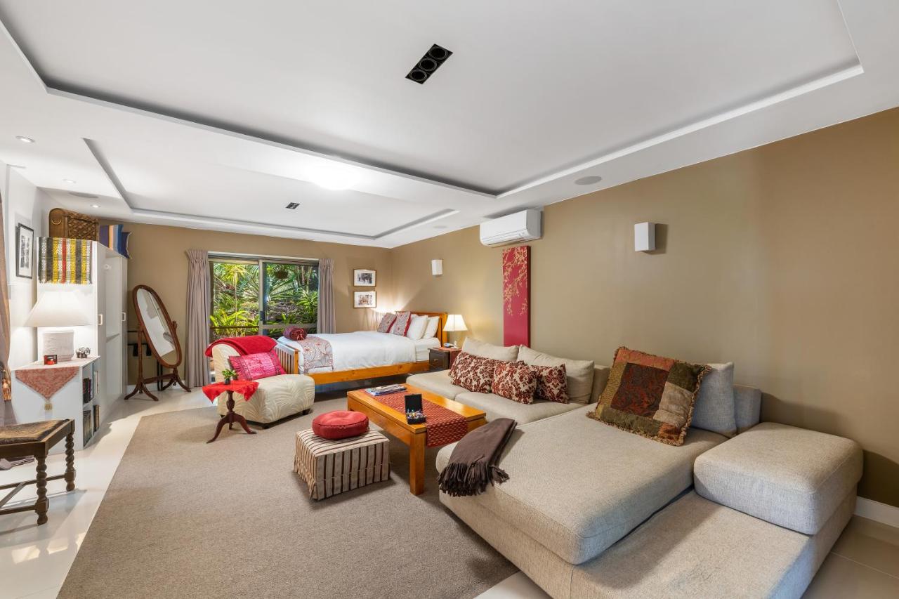 Studio Apartment - Hinterland