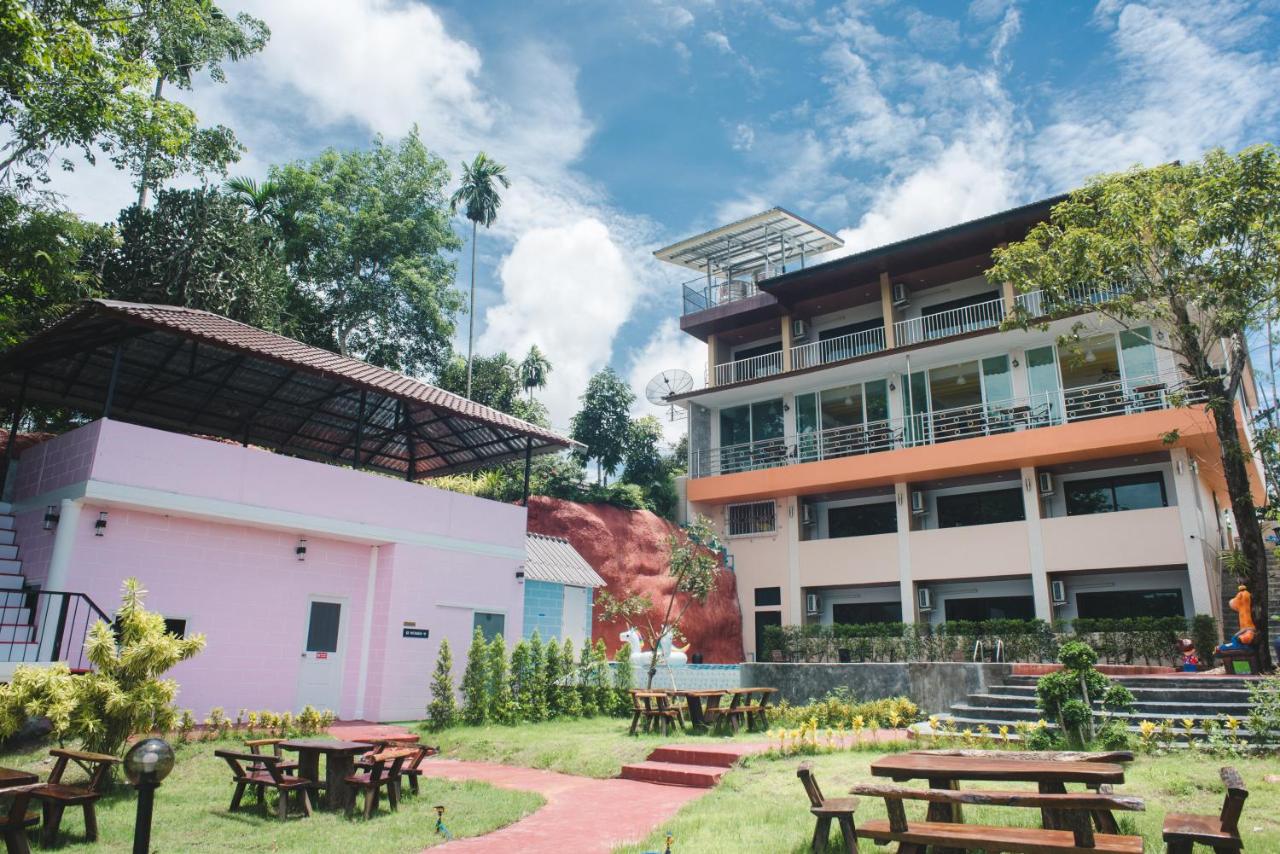 Keree Lakeview - B&B Chanthaburi