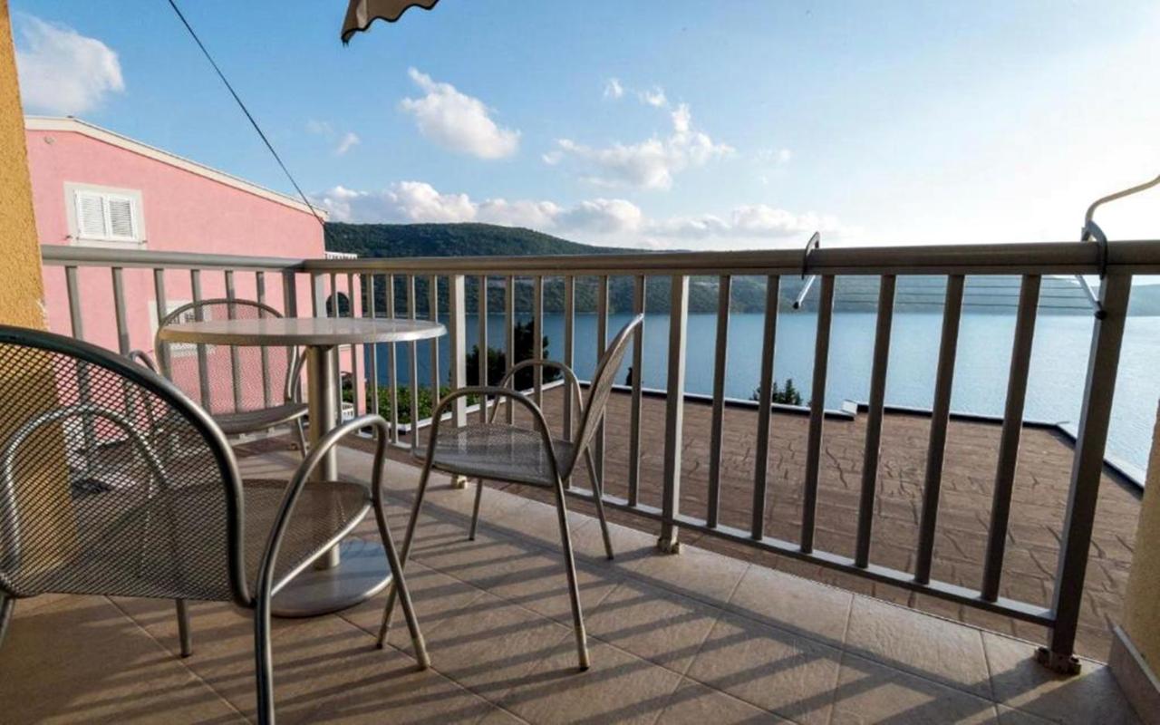 Studio Appartement met Uitzicht op Zee