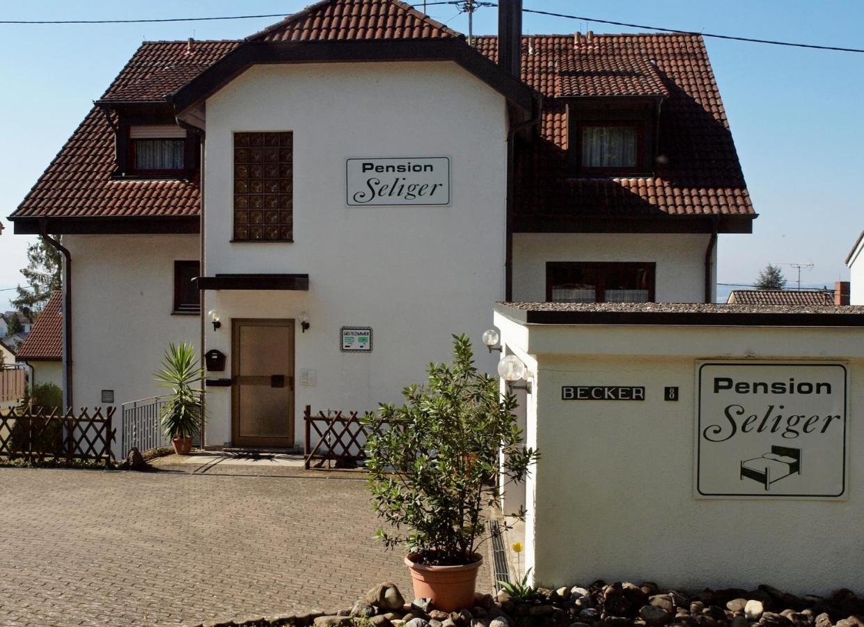 B&B Meersburg - Pension Seliger - Bed and Breakfast Meersburg