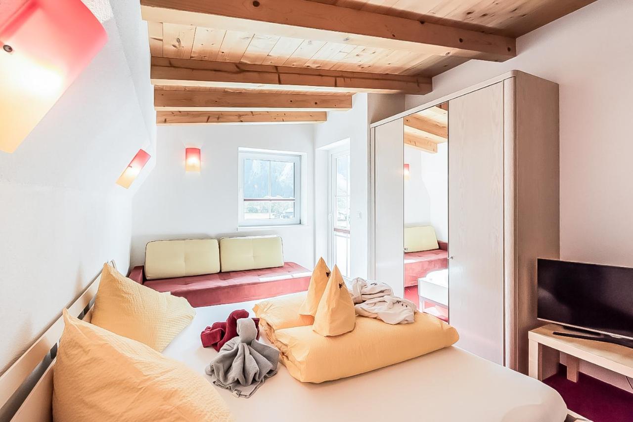 Penthouse-Two Bedroom-Apartment