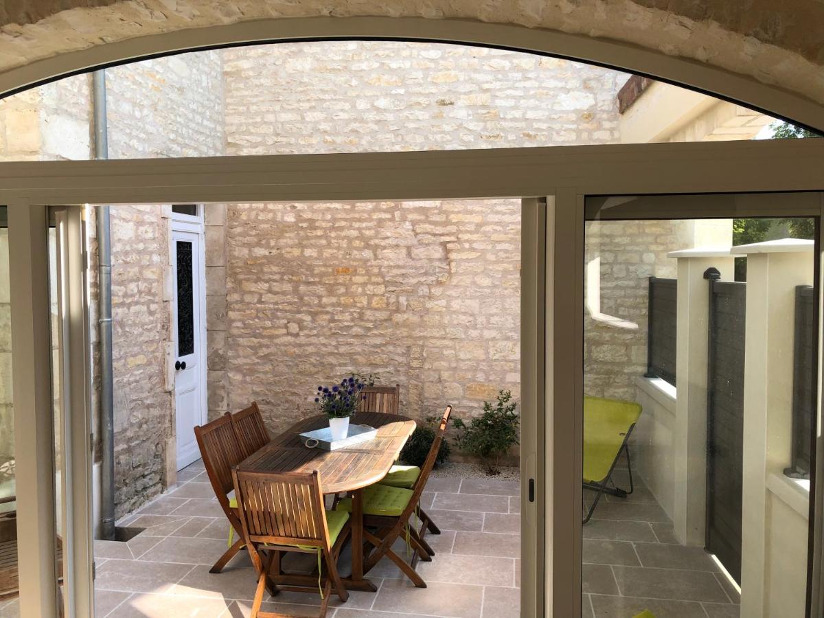 LOGIS DU FAUBOURG petite maison de charme, tranquille, calme et lumineuse - B&B
