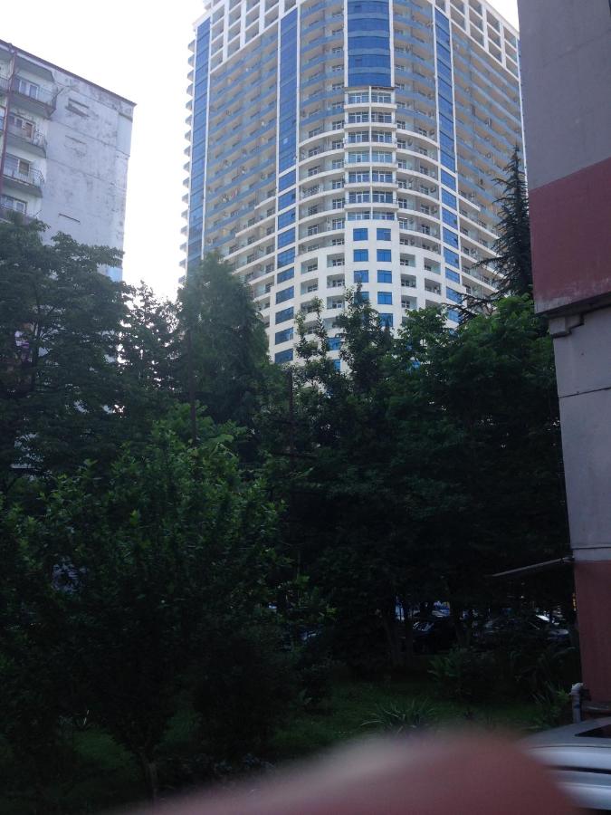 Yalcin Star Residence Apartment 300 - B&B Batumi