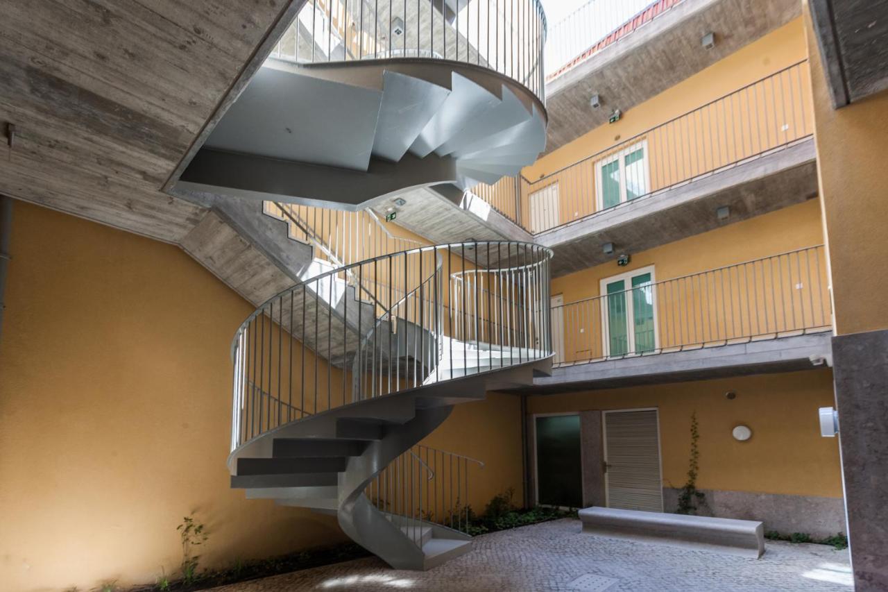 FLH Bairro Alto Design Flat - Bed and Breakfast Lissabon