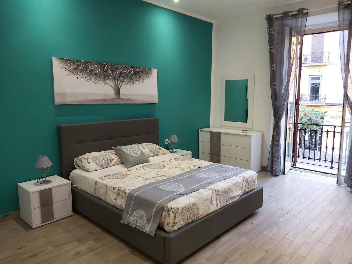 Dormire a Napoli Centro Holiday House Casa Vacanza - Bed and Breakfast Napels