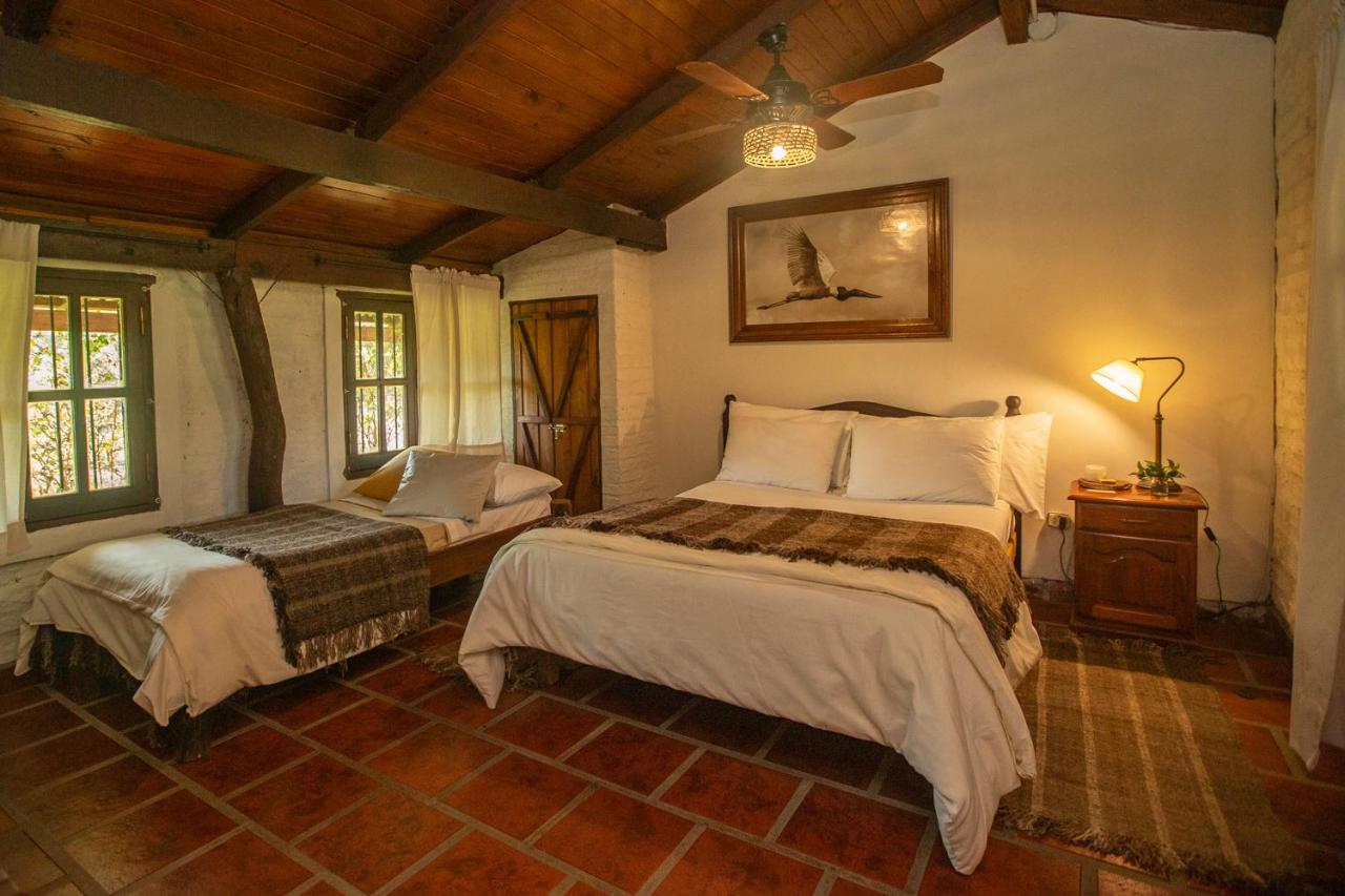 Doppel- oder Zweibettzimmer