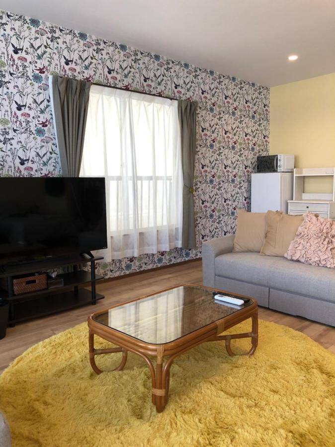 Apartment with Shower