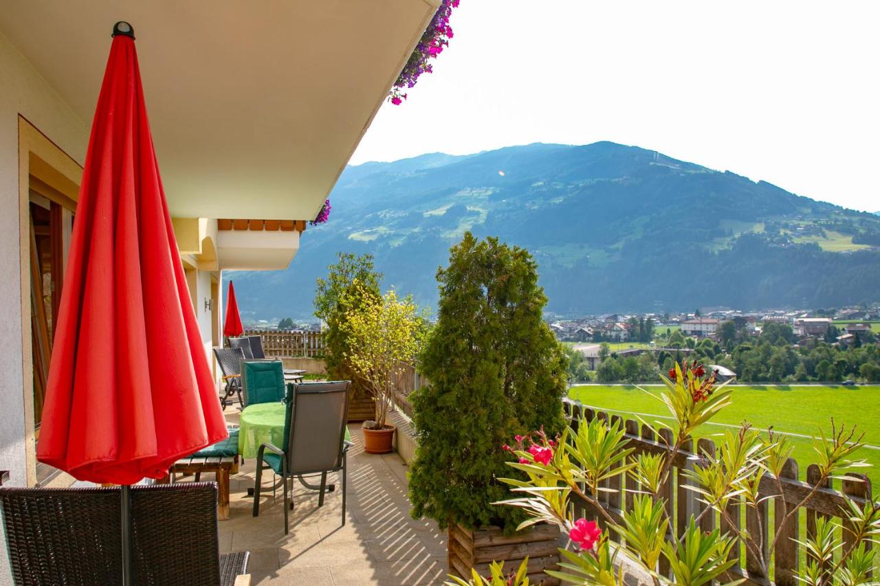 Landhaus Sonnblick - B&B Zellberg