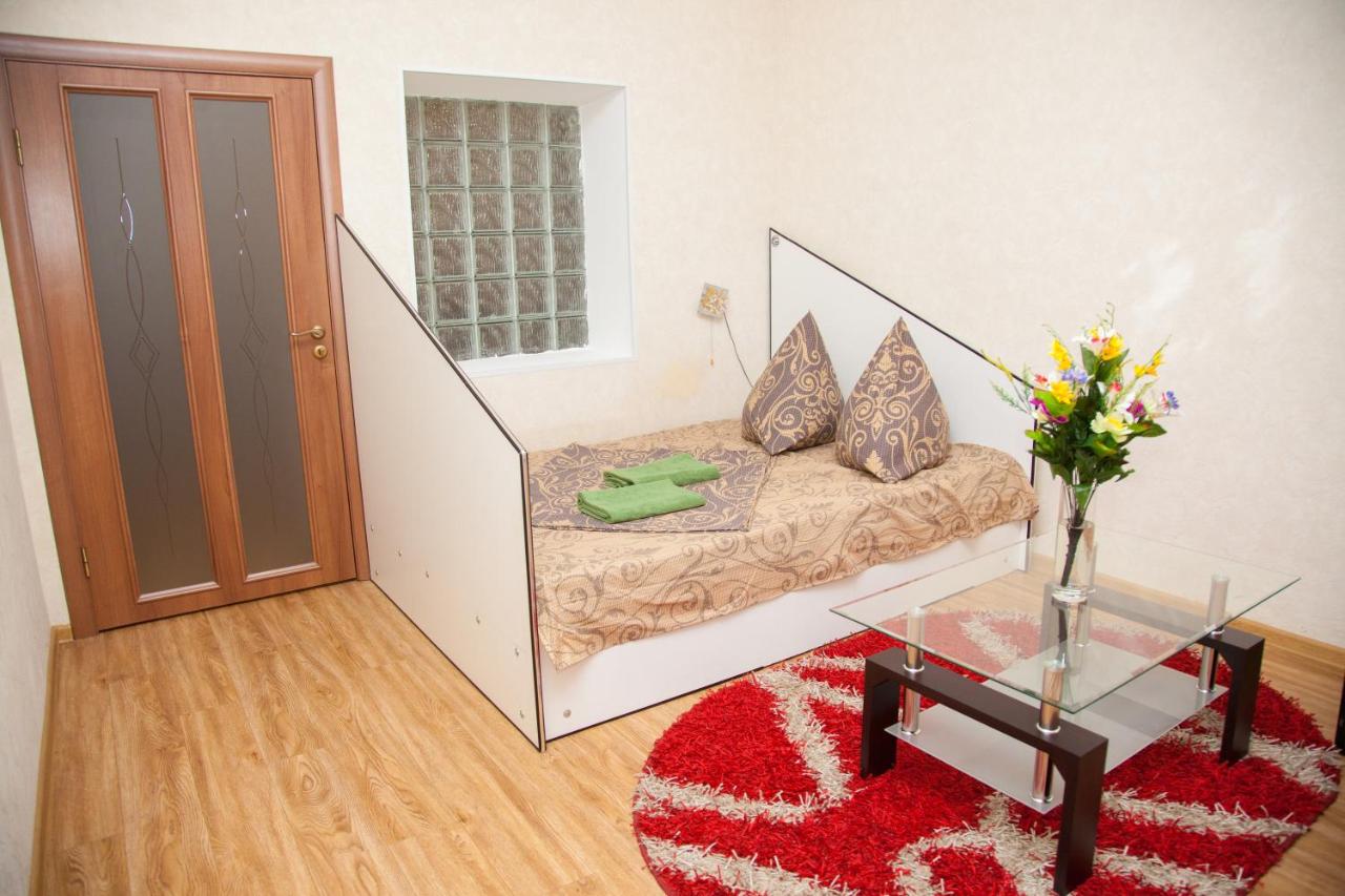 B&B Zaporizhzhya - Semi-luxury Apartment on Zhukovskogo Street 57 - Bed and Breakfast Zaporizhzhya