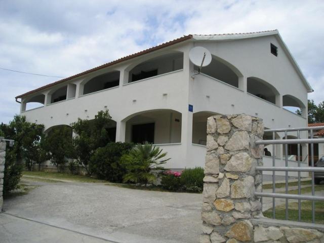APARTMANI VIBOVEC Lana 305 - Bed and Breakfast Lopar