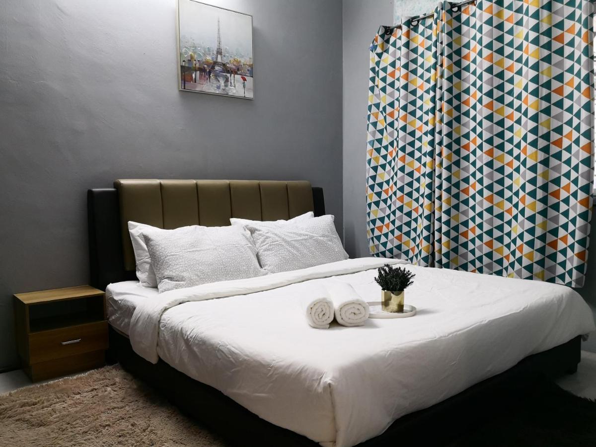 Hutan Melintang Homestay 12Pax Walk to 7Eleven KFC by willson - Chambres d'hôtes Hutan Melintang