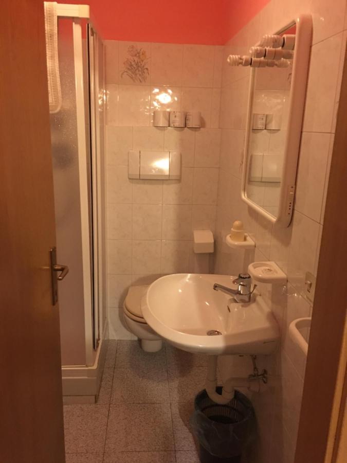 Camera Matrimoniale con Bagno Privato