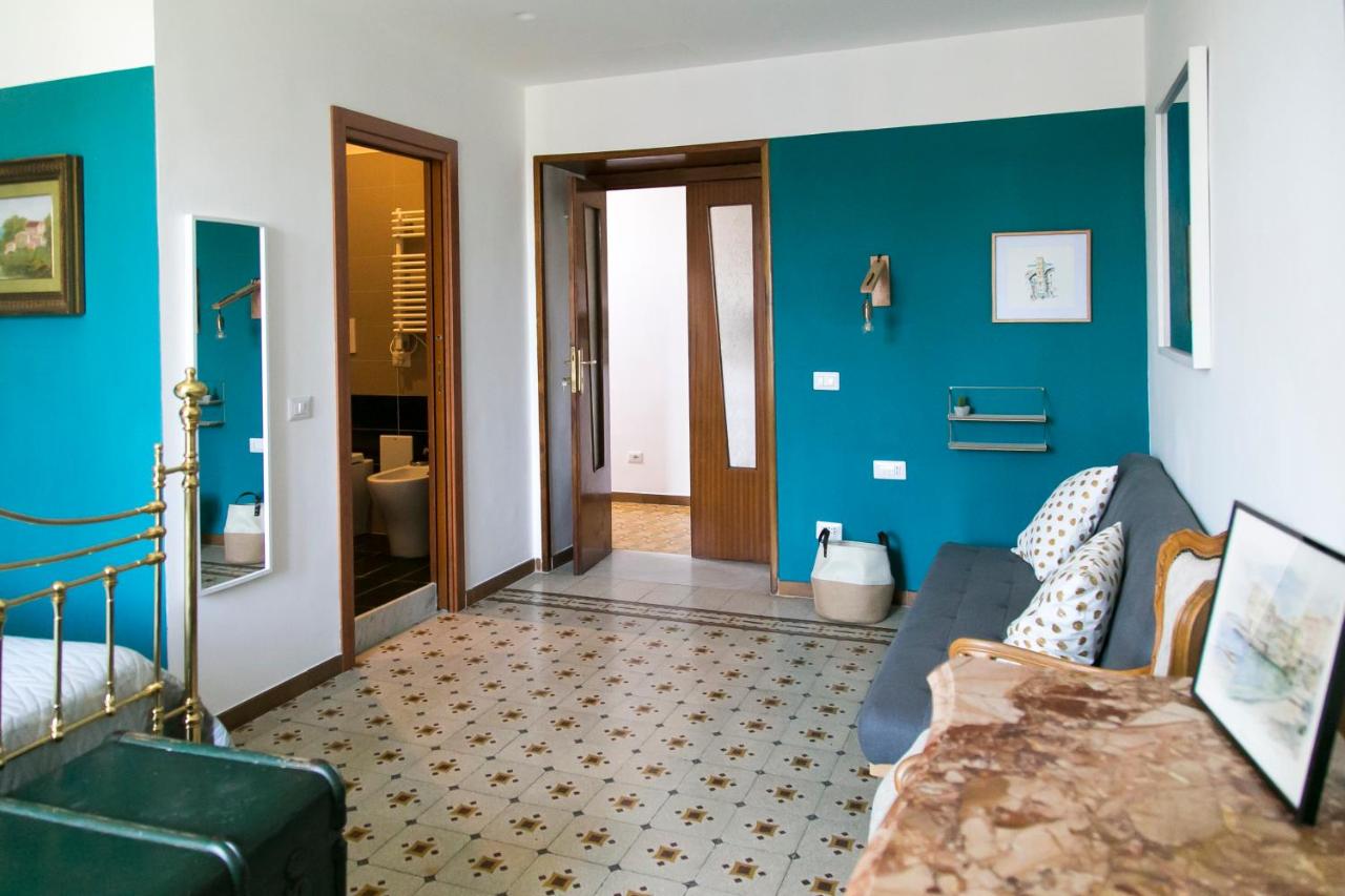 Camera Familiare con Bagno Privato
