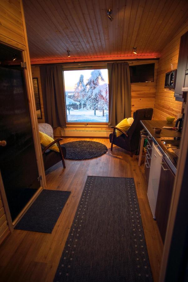 Suite with Mountain View