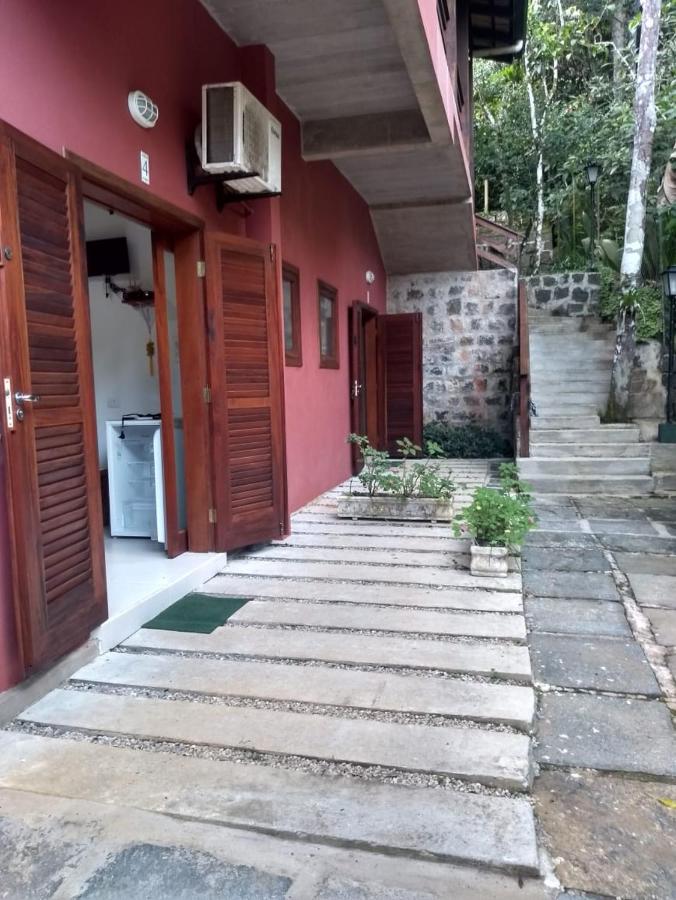 Villa Félix Suites e Chalés - B&B