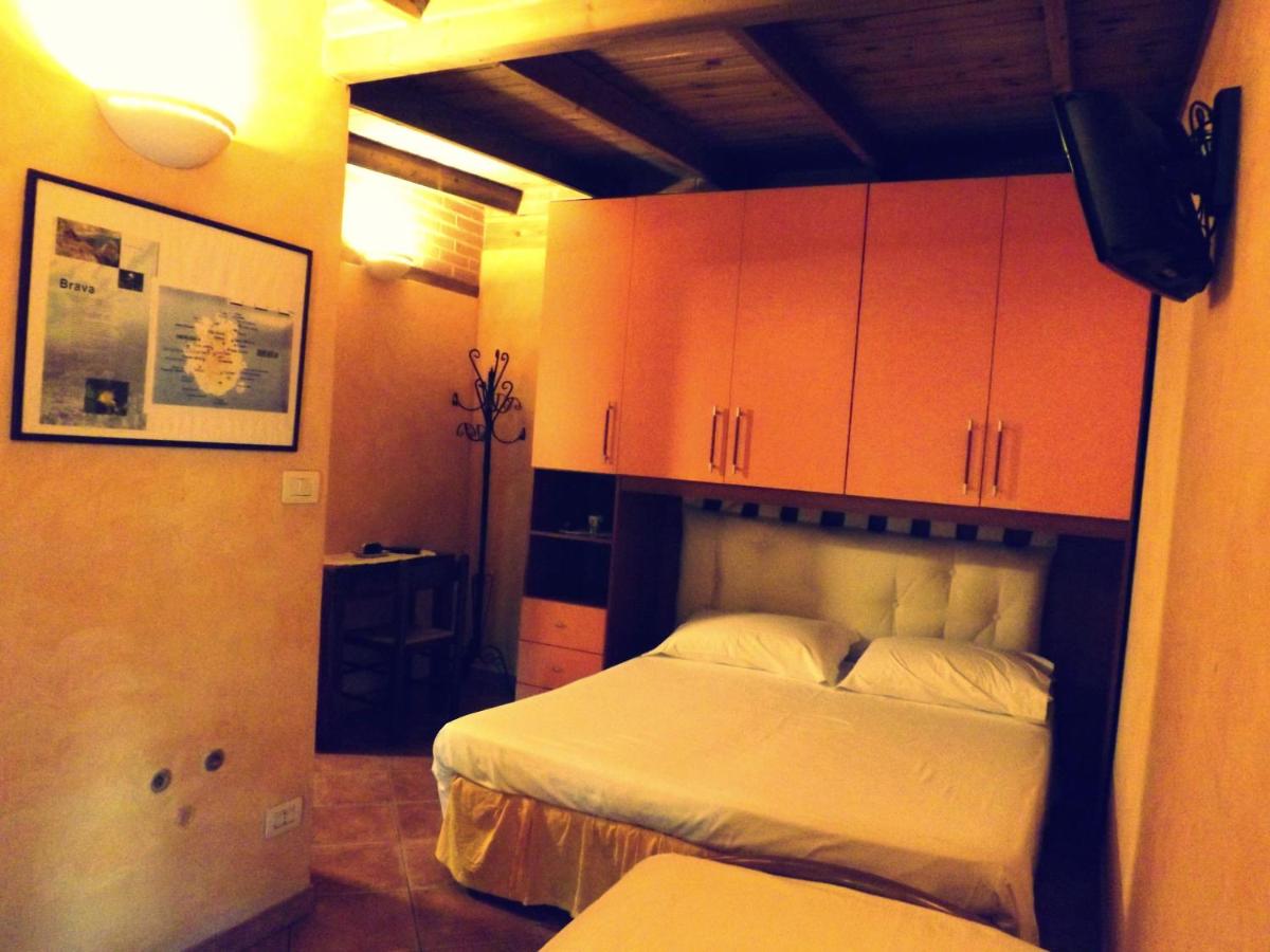 Deluxe One-Bedroom Apartment with Private Garden