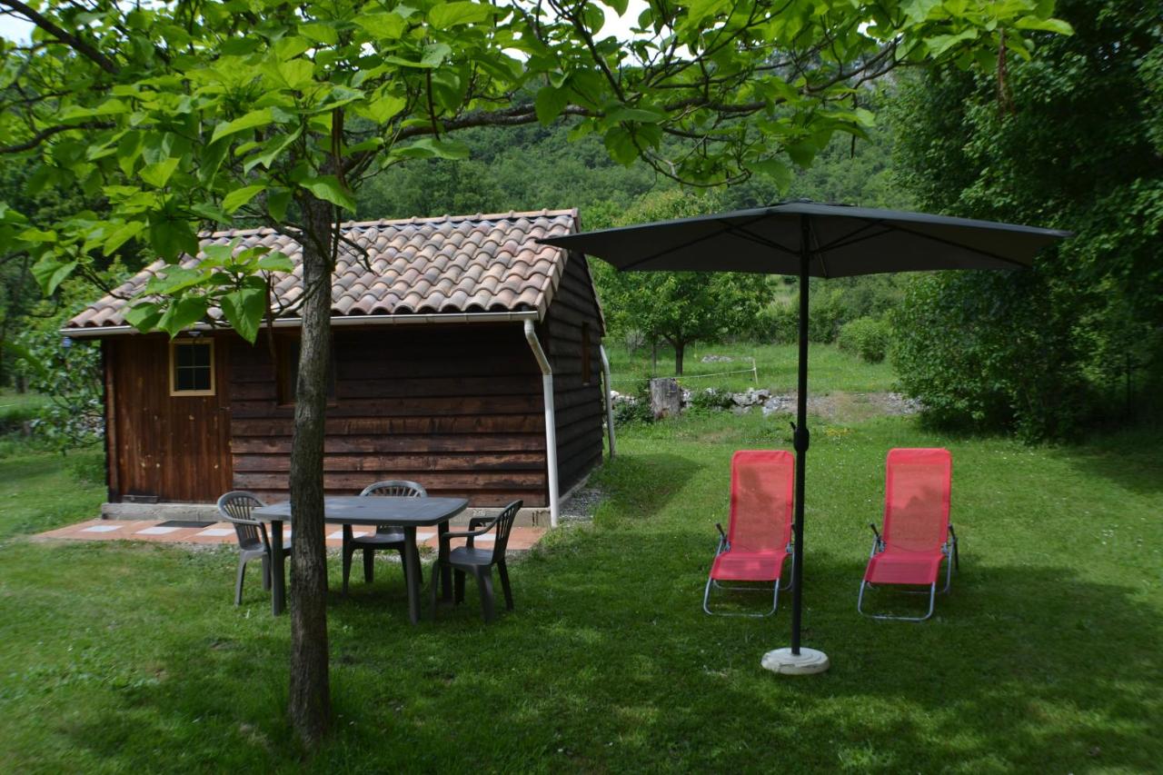 Les Divines Cascades - B&B Roquefort-les-Cascades